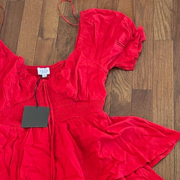 NWT Le Lis Red Puff Sleeve Tiered Romper Size Medium - Picture 12 of 16